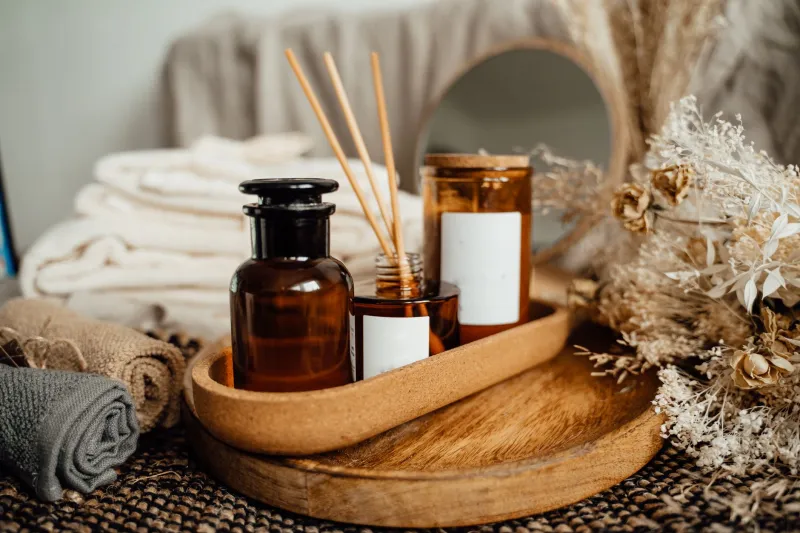Ancient Scent, Modern Science: Why Tokyo's Aromatic Healing Tradition Is Doing What Stress Clinics Cannot